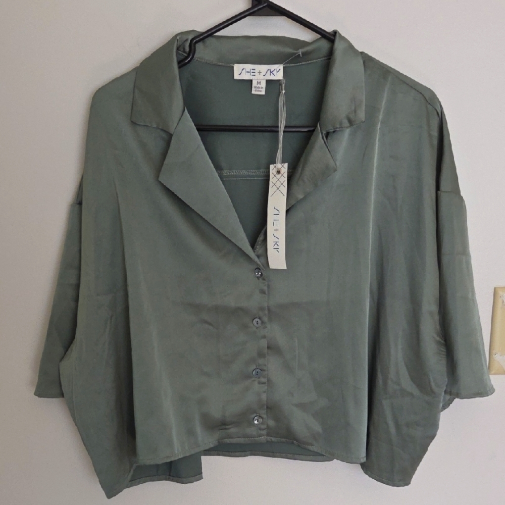 She + Sky Sage Satin Effect Cropped Button Down Oversize Sz M NWT